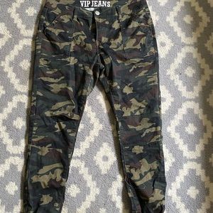 Camouflage joggers, size 15, has working pockets